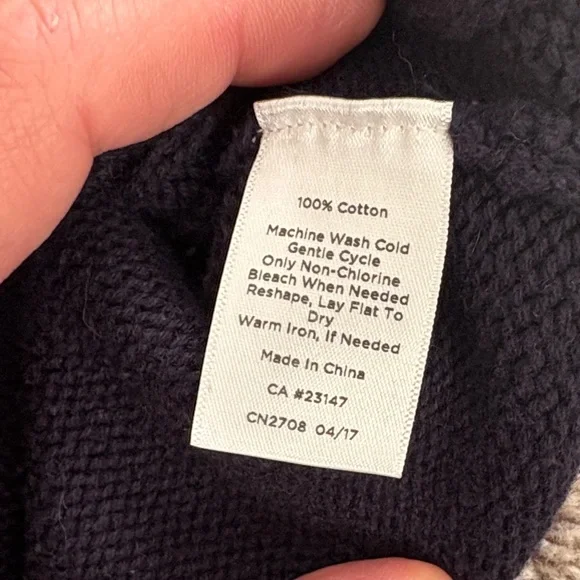 Talbots navy Cable Knit Vest - Picture 7 of 9